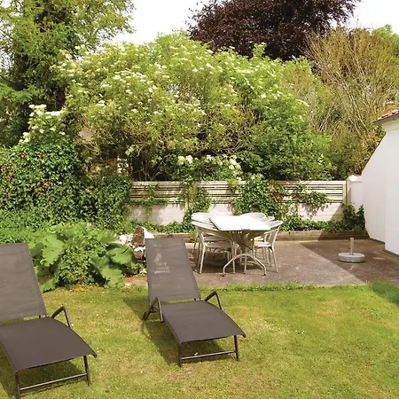 Two Bedroom Holiday In *